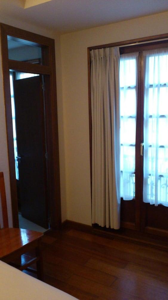Hotel La Plaza I à Luanco Extérieur photo